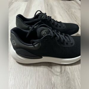 Lululemon Beyondfeel Running shoes